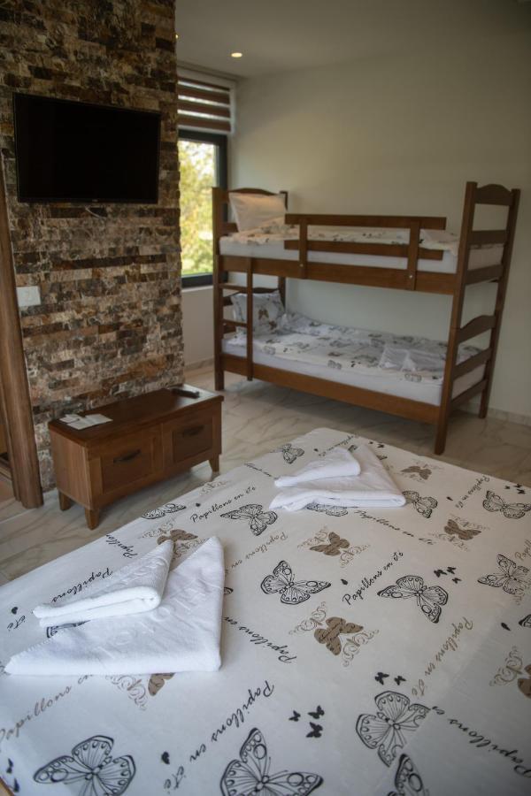 Zoo Misic Prenociste Hotell Vranje Exteriör bild
