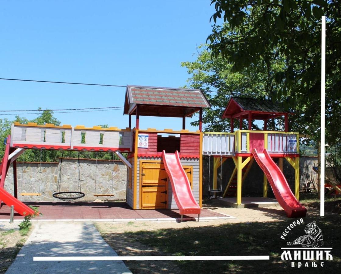 Zoo Misic Prenociste Hotell Vranje Exteriör bild